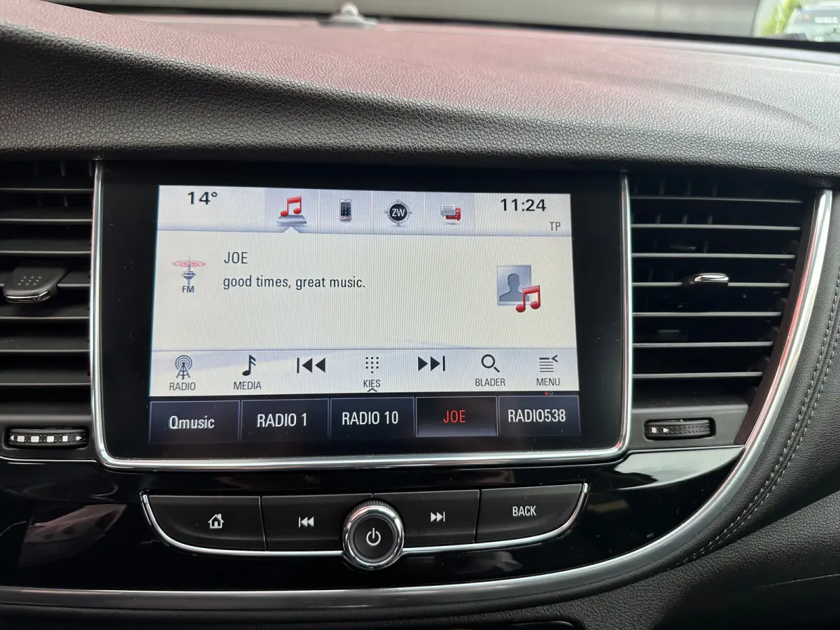 1.4 Turbo Innovation | Achterbank in delen neerklapbaar | Achteruitrijcamera | Apple Carplay/Android Auto|telefoonintegratie premium