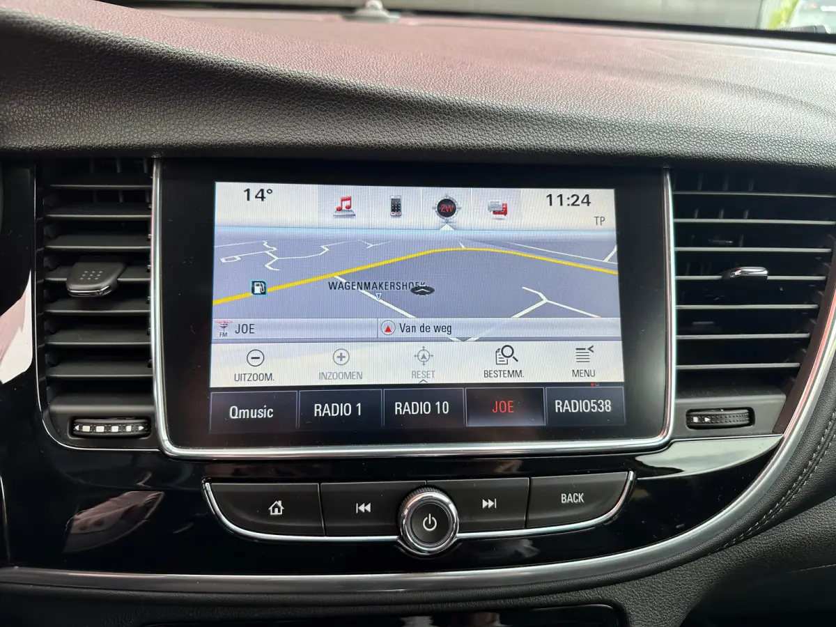 1.4 Turbo Innovation | Achterbank in delen neerklapbaar | Achteruitrijcamera | Apple Carplay/Android Auto|telefoonintegratie premium