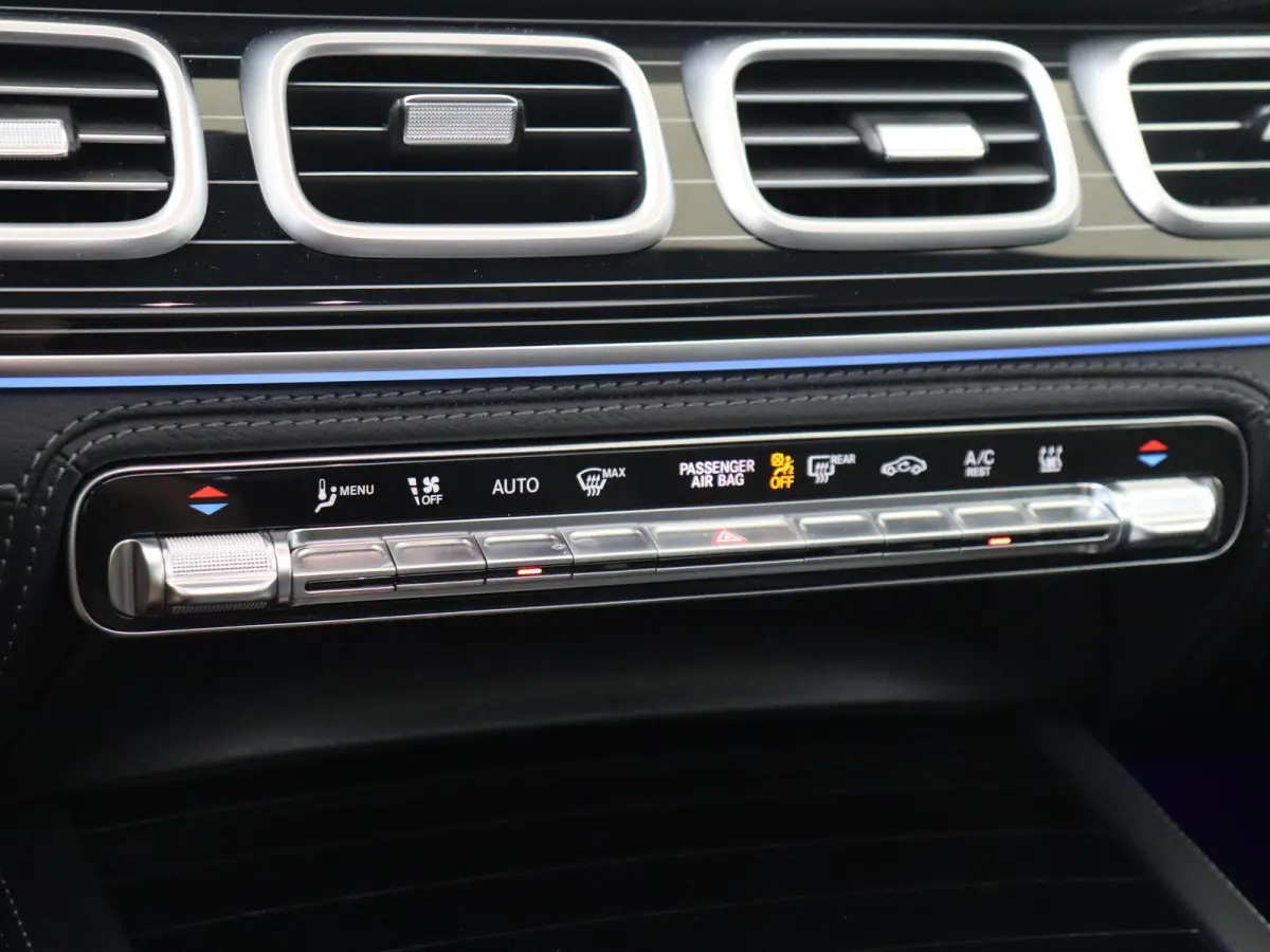 400 e 4MATIC AMG Line / Premium/ Panoramadak/ 22 inch/ AIRMATIC/ Burmester/ Trekhaak / Luchtvering / 360Graden-Camera / Headup-Display /