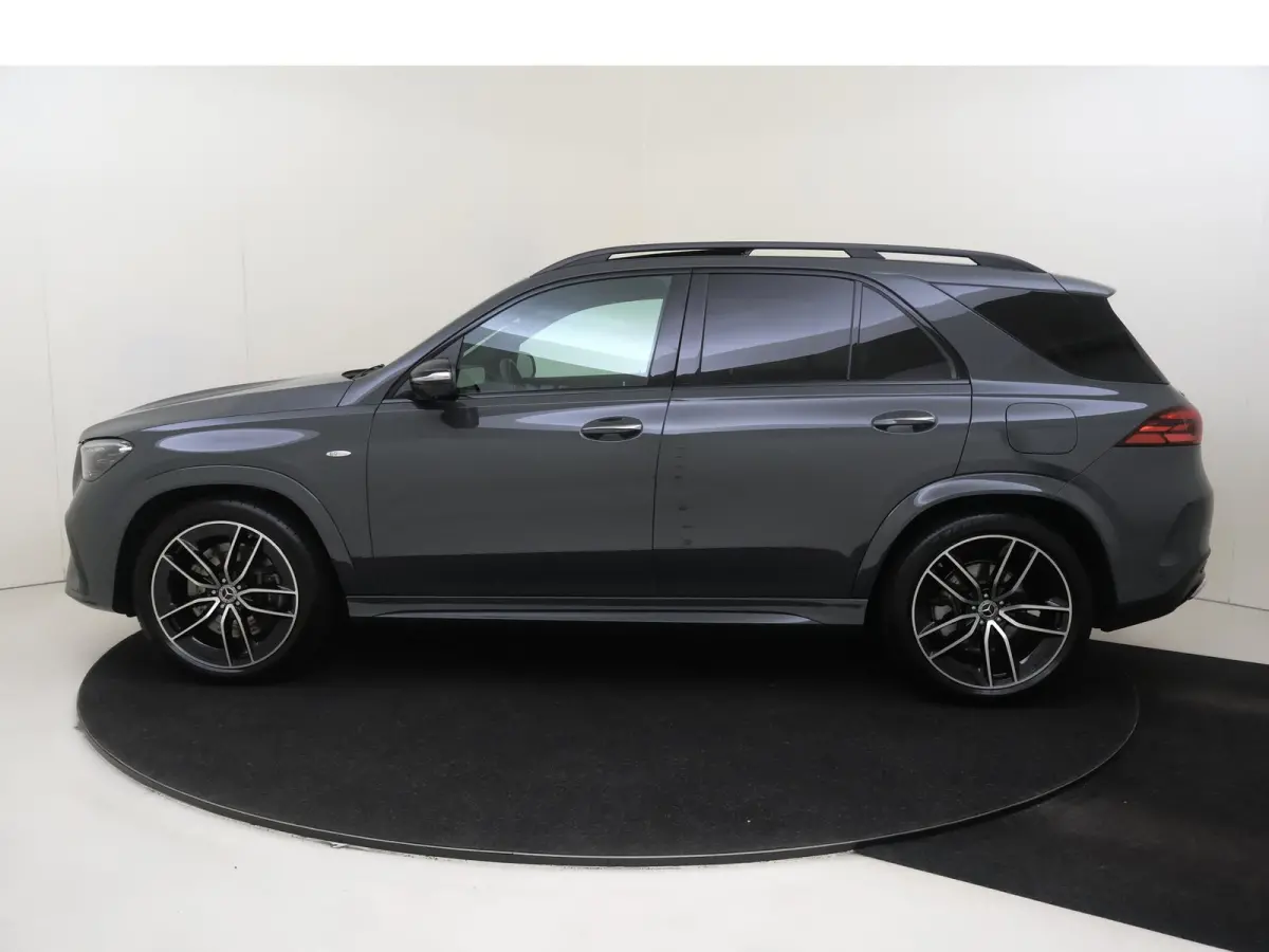 400 e 4MATIC AMG Line / Premium/ Panoramadak/ 22 inch/ AIRMATIC/ Burmester/ Trekhaak / Luchtvering / 360Graden-Camera / Headup-Display /