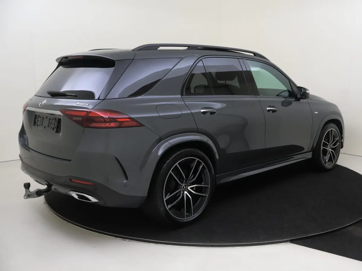 400 e 4MATIC AMG Line / Premium/ Panoramadak/ 22 inch/ AIRMATIC/ Burmester/ Trekhaak / Luchtvering / 360Graden-Camera / Headup-Display /