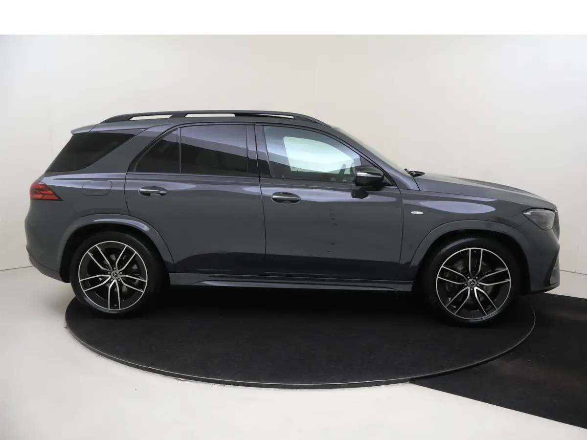 400 e 4MATIC AMG Line / Premium/ Panoramadak/ 22 inch/ AIRMATIC/ Burmester/ Trekhaak / Luchtvering / 360Graden-Camera / Headup-Display /