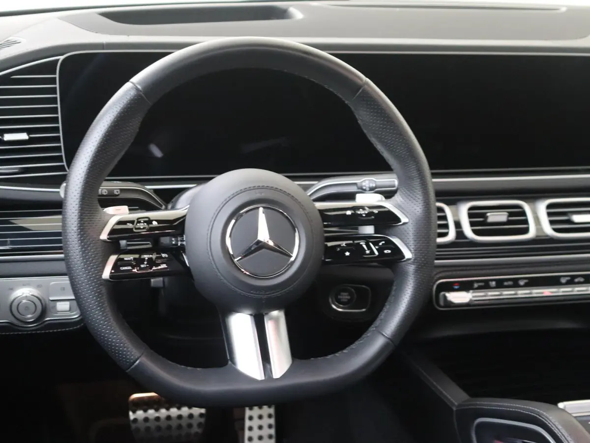 400 e 4MATIC AMG Line / Premium/ Panoramadak/ 22 inch/ AIRMATIC/ Burmester/ Trekhaak / Luchtvering / 360Graden-Camera / Headup-Display /