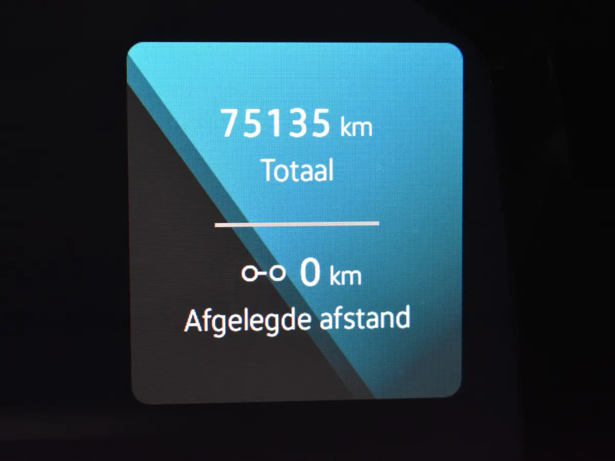 1.0 eTSI Life 110Pk DSG/AUTO | Trekhaak | Apple carplay Android auto | Navigatie | Cruise control adaptief | Parkeersensoren V&A | 16"LMV