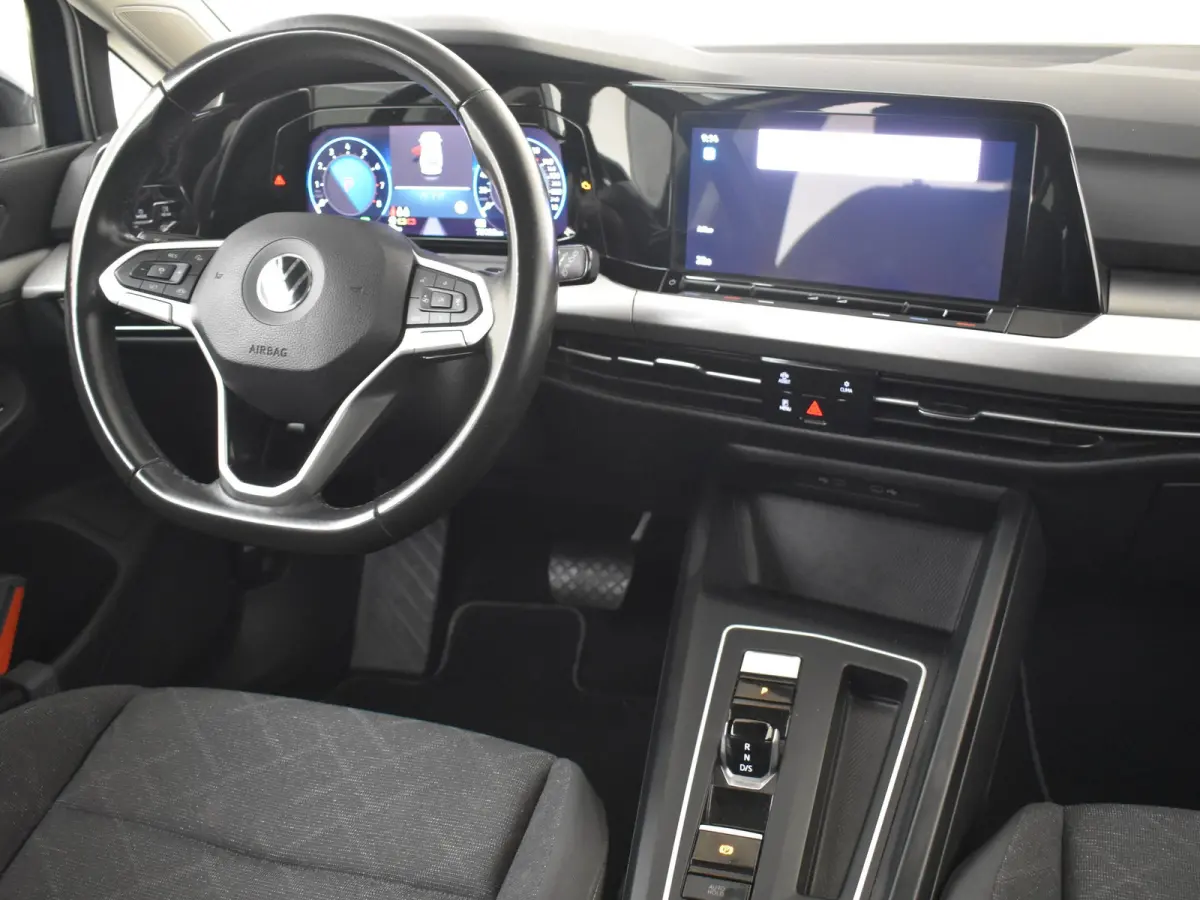 1.0 eTSI Life 110Pk DSG/AUTO | Trekhaak | Apple carplay Android auto | Navigatie | Cruise control adaptief | Parkeersensoren V&A | 16"LMV