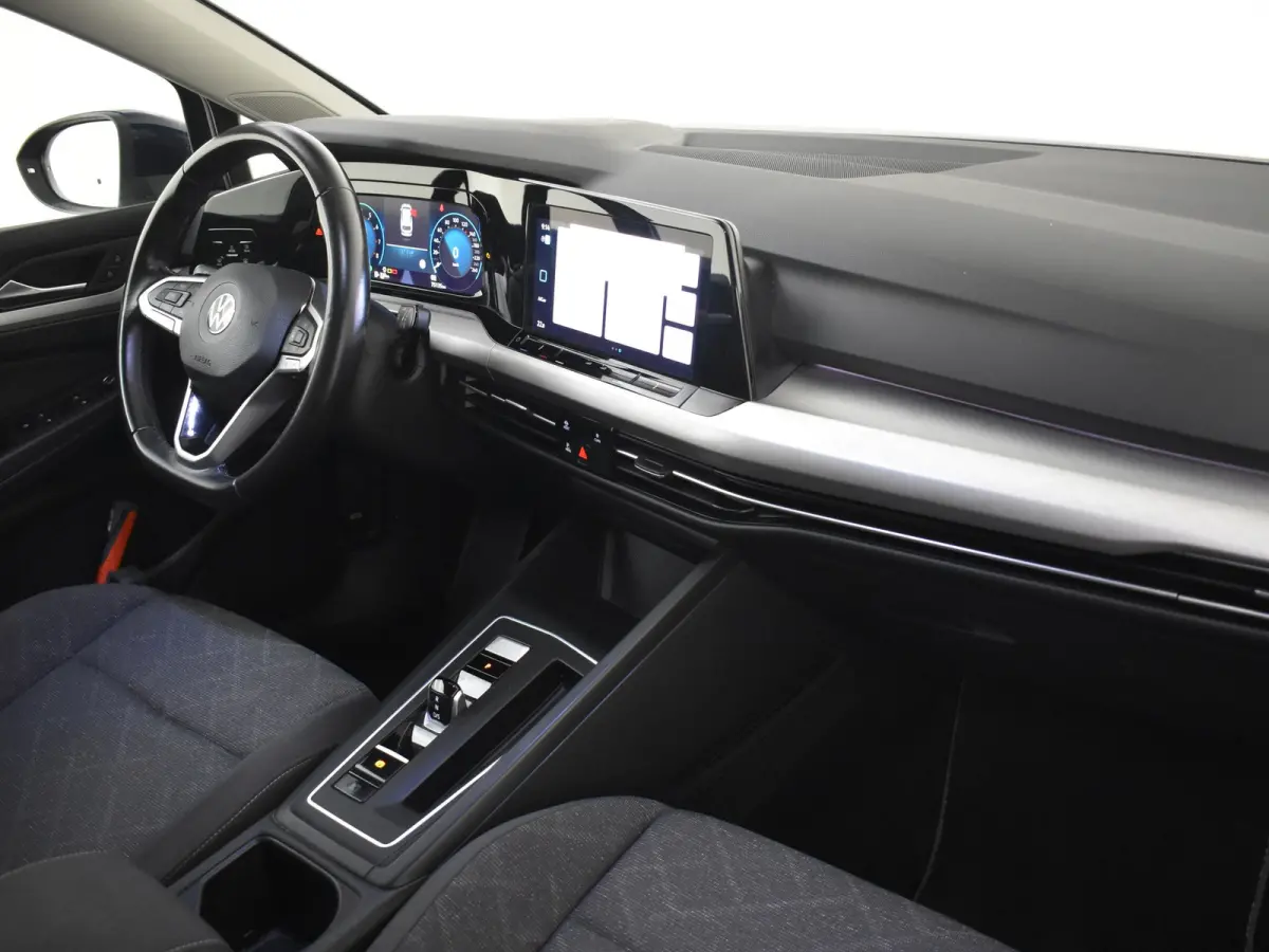 1.0 eTSI Life 110Pk DSG/AUTO | Trekhaak | Apple carplay Android auto | Navigatie | Cruise control adaptief | Parkeersensoren V&A | 16"LMV