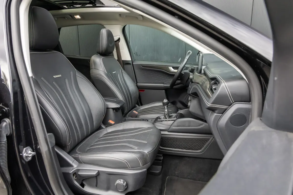 1.5 EcoBoost Vignale | Full options | Incl. Trekhaak | Panoramadak | 1800kg trekgewicht