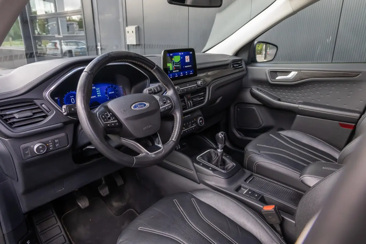 1.5 EcoBoost Vignale | Full options | Incl. Trekhaak | Panoramadak | 1800kg trekgewicht