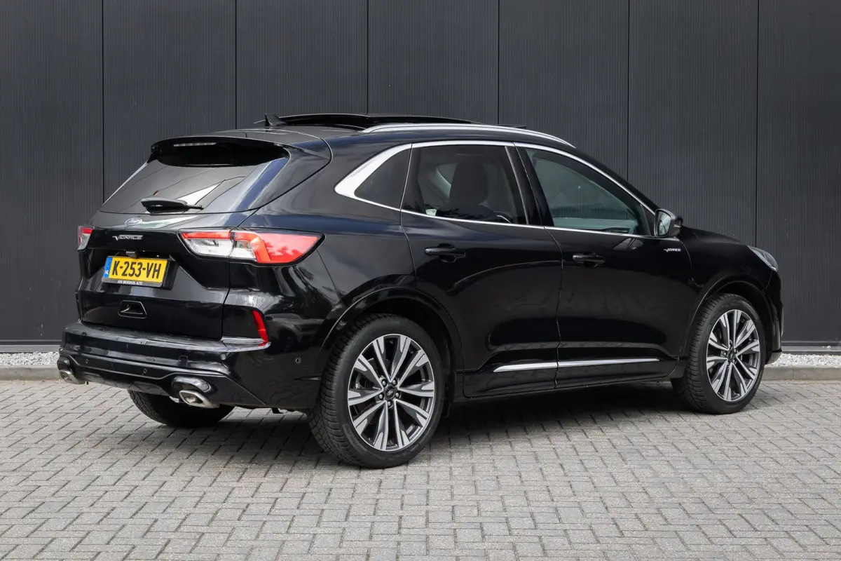 1.5 EcoBoost Vignale | Full options | Incl. Trekhaak | Panoramadak | 1800kg trekgewicht