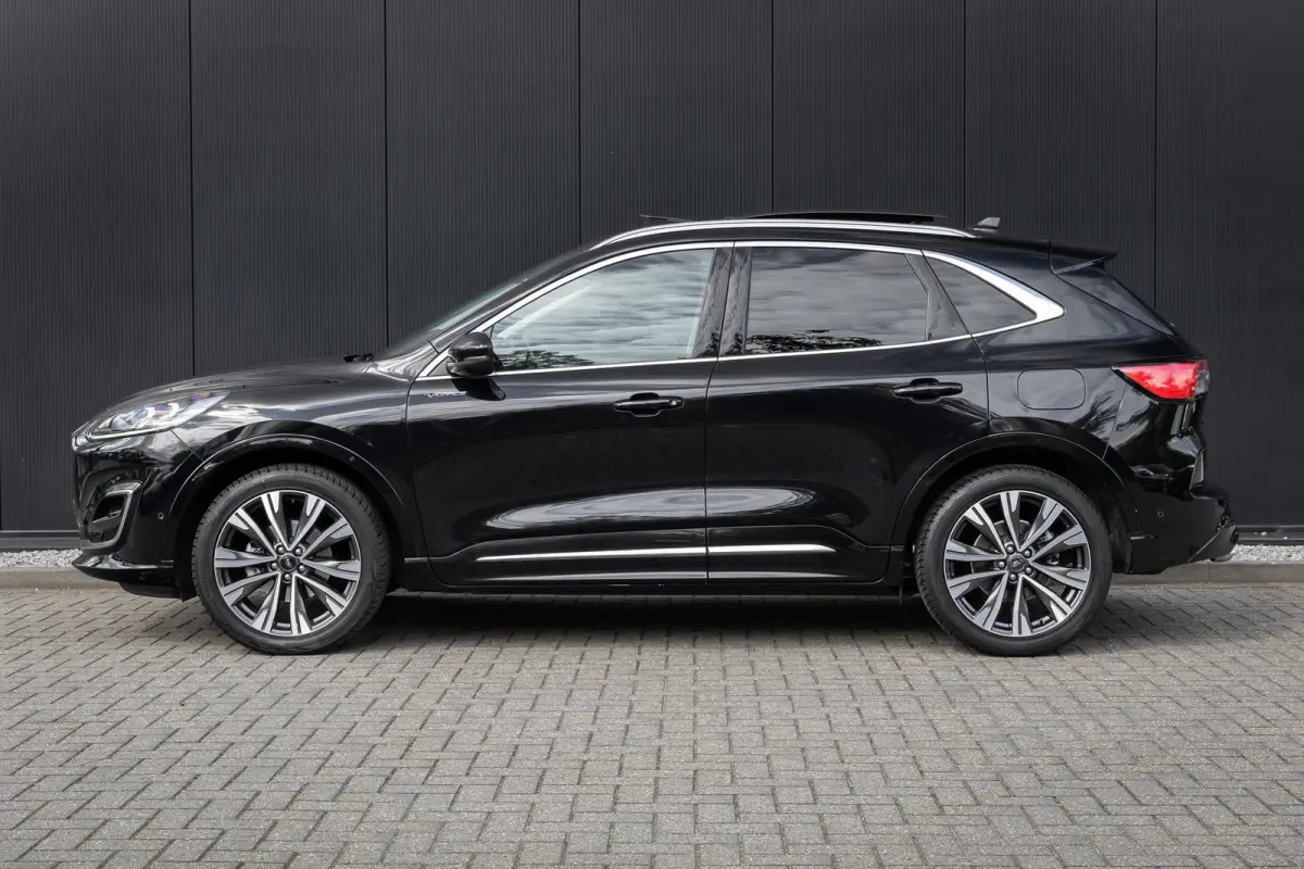 1.5 EcoBoost Vignale | Full options | Incl. Trekhaak | Panoramadak | 1800kg trekgewicht