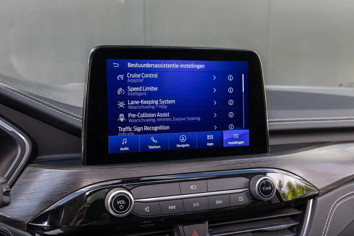 1.5 EcoBoost Vignale | Full options | Incl. Trekhaak | Panoramadak | 1800kg trekgewicht