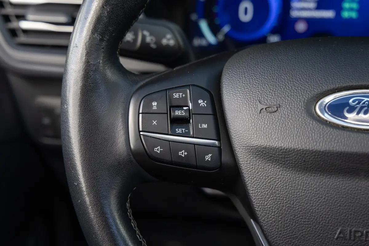 1.5 EcoBoost Vignale | Full options | Incl. Trekhaak | Panoramadak | 1800kg trekgewicht