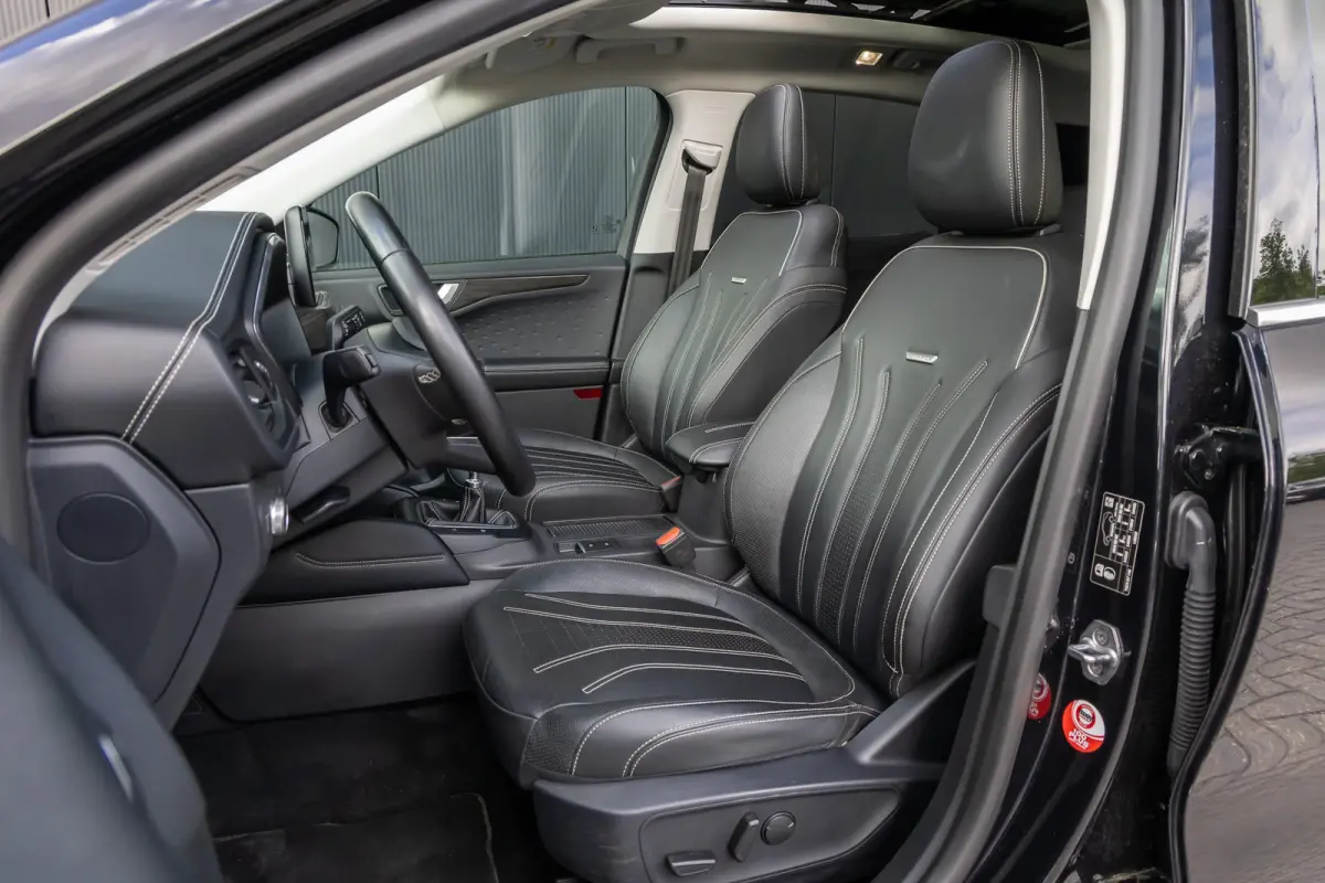 1.5 EcoBoost Vignale | Full options | Incl. Trekhaak | Panoramadak | 1800kg trekgewicht