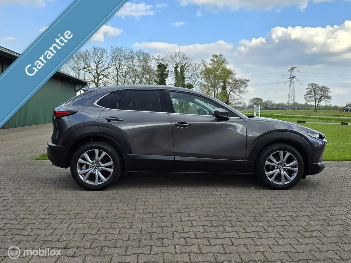 2.0 e-SkyActiv M Hybrid/18 INCH/NAVI/CLIMA/PDC