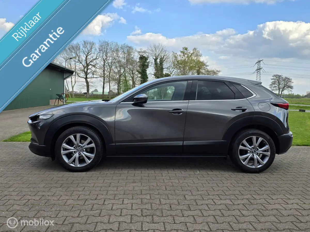 2.0 e-SkyActiv M Hybrid/18 INCH/NAVI/CLIMA/PDC