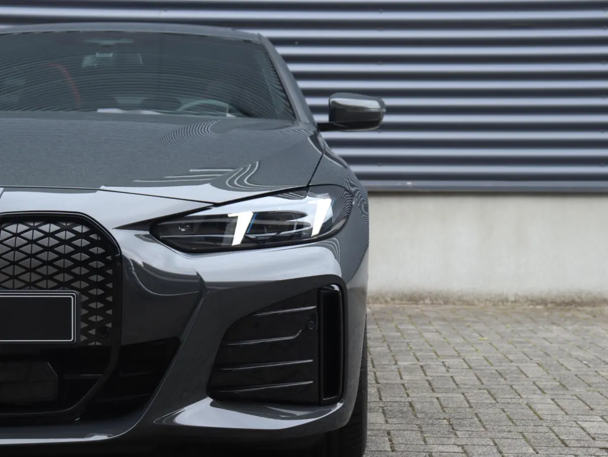 xDrive40 | M Sportpakket Pro | Innovation Pack | Comfort Pack | Showroom Selection