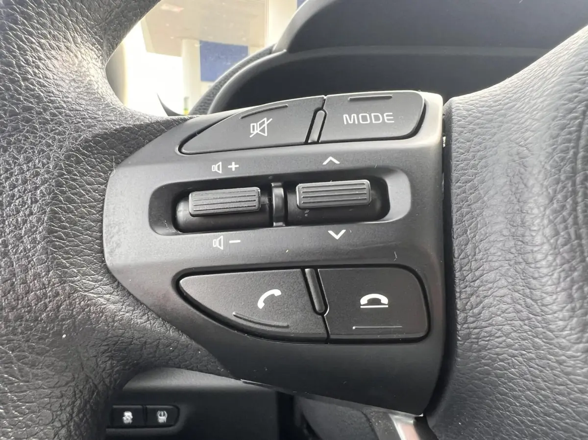 1.0 ComfortLine Automaat Airco Bluetooth BTW NAP