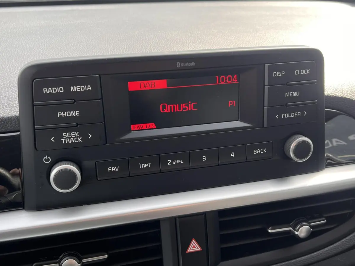 1.0 ComfortLine Automaat Airco Bluetooth BTW NAP