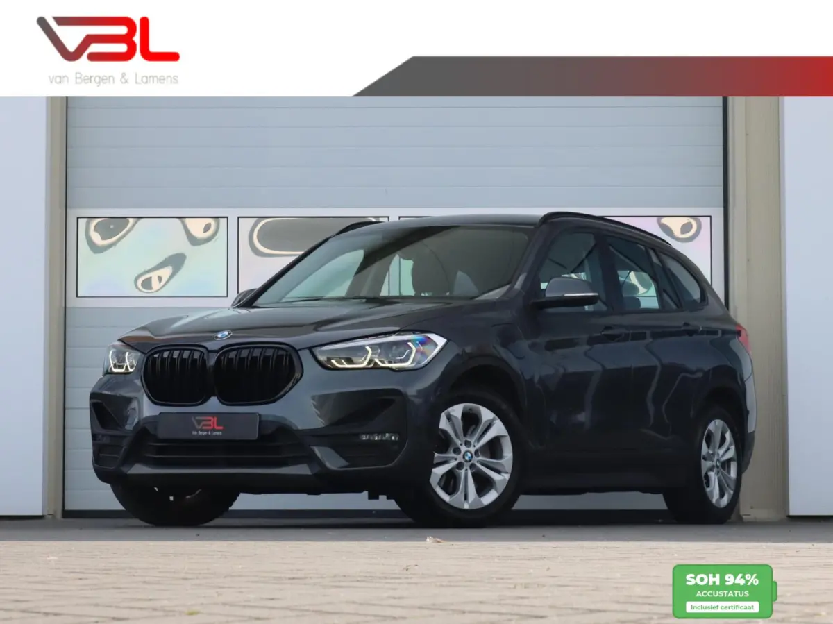 xDrive25e High Executive | 94% SOH | Sportstoelen | Apple Carplay
