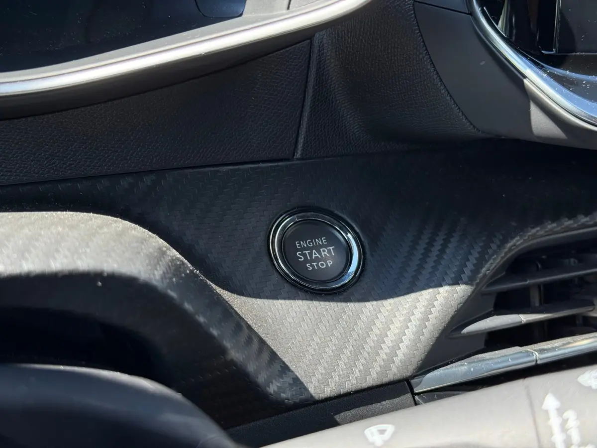 EV GT Avantage 54 kWh 360 camera | SOH 97% | Keyless | Stand kachel | Interieurverlichting | Adeptieve cruise control | Apple carplay & Android auto