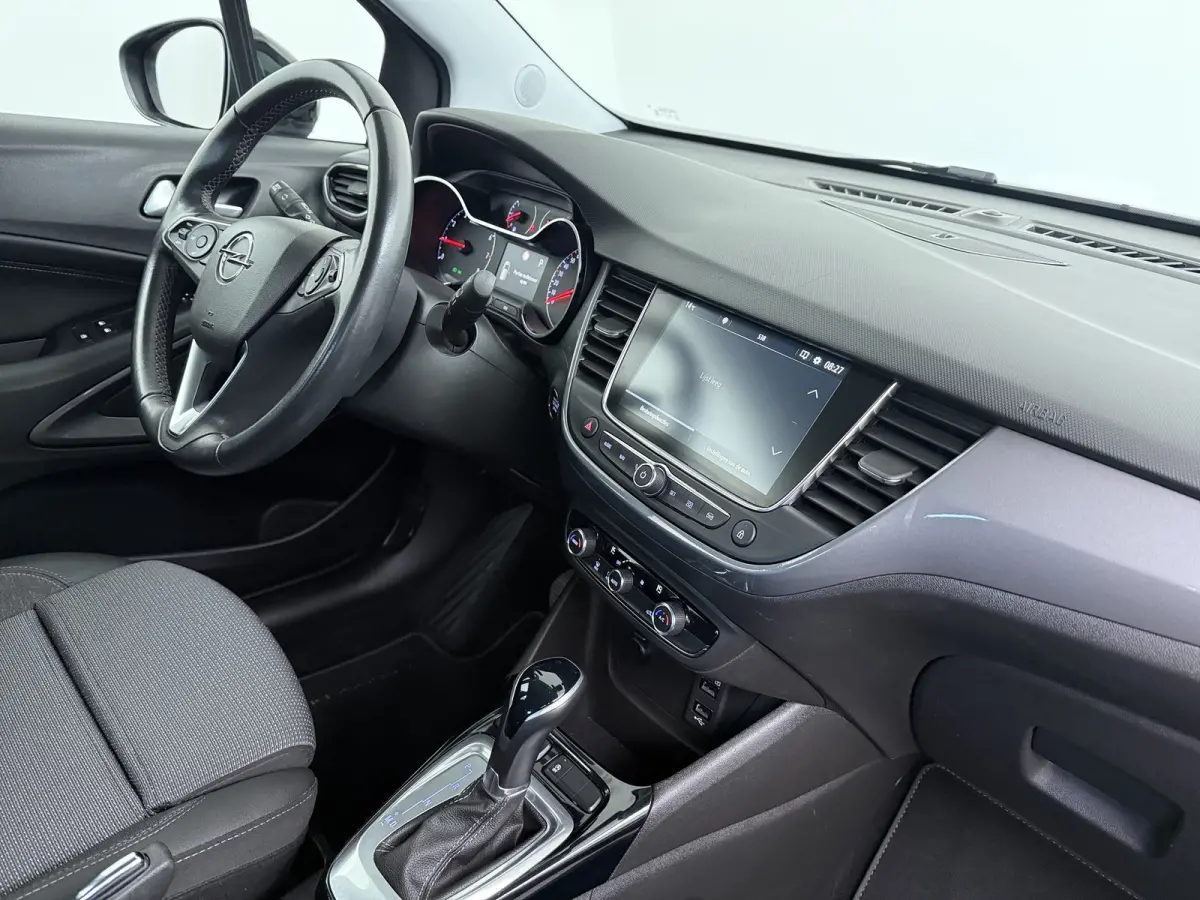 1.2 T. 130 pk Elegance AUTOMAAT / Navigatie / Camera / Parkeersensoren / Carplay / LED / 16'' LMV