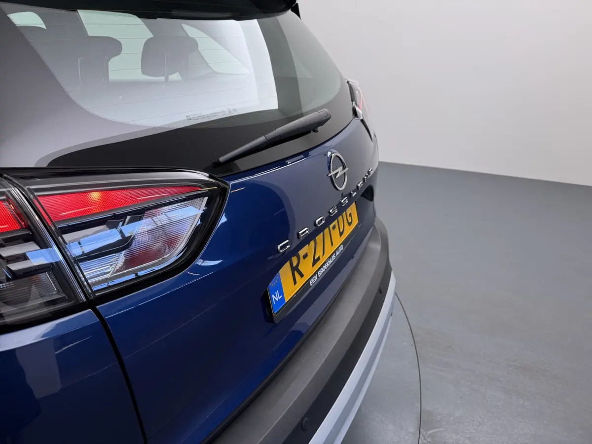 1.2 T. 130 pk Elegance AUTOMAAT / Navigatie / Camera / Parkeersensoren / Carplay / LED / 16'' LMV