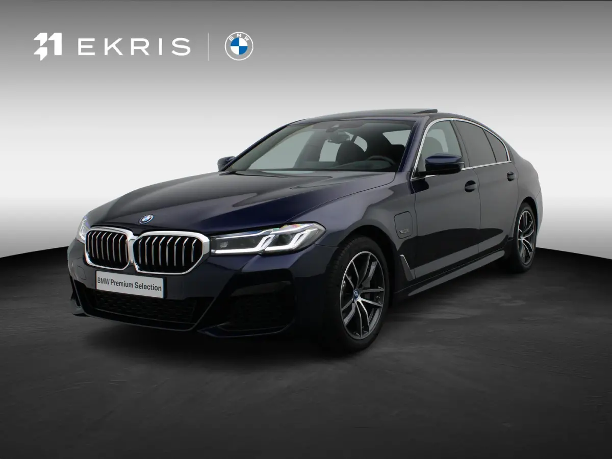 530e High Executive | M Sportpakket | SoH 89% | Parking Pack| Stuurwielrand Verwarmd | Schuifdak | Laserlight | Head-Up Display | Haraman Kardon | 18''