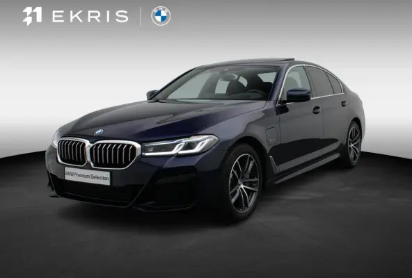 530e High Executive | M Sportpakket | SoH 89% | Parking Pack| Stuurwielrand Verwarmd | Schuifdak | Laserlight | Head-Up Display | Haraman Kardon | 18''