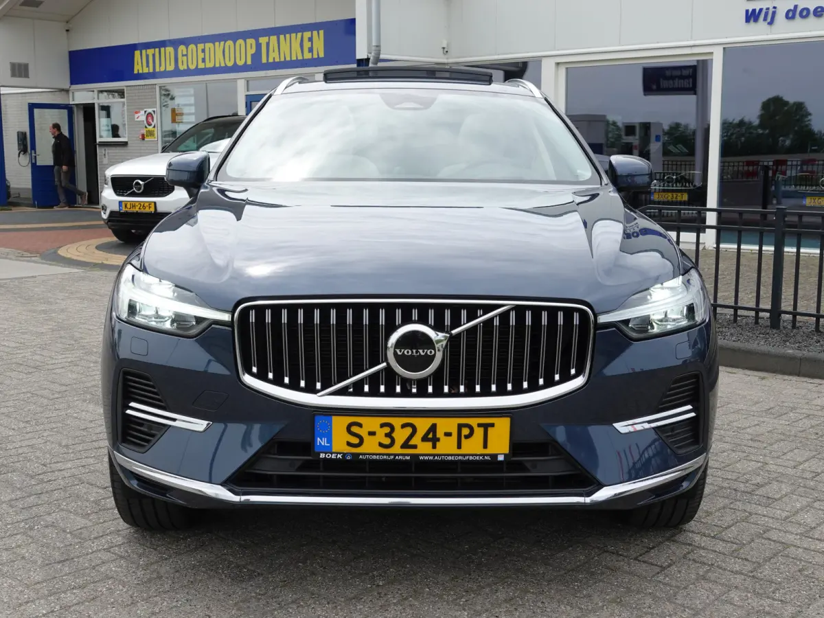 2.0 T8 PHEV AWD Ultimate Bright BOMVOL | TREKH. | LUCHTVERING | BOWERS & WILKINS | PANO | LEER