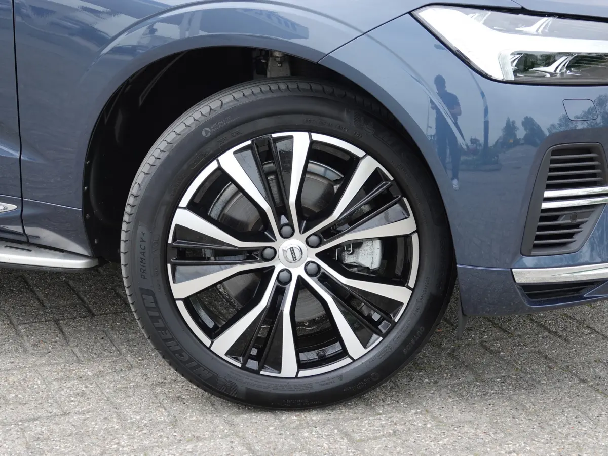 2.0 T8 PHEV AWD Ultimate Bright BOMVOL | TREKH. | LUCHTVERING | BOWERS & WILKINS | PANO | LEER