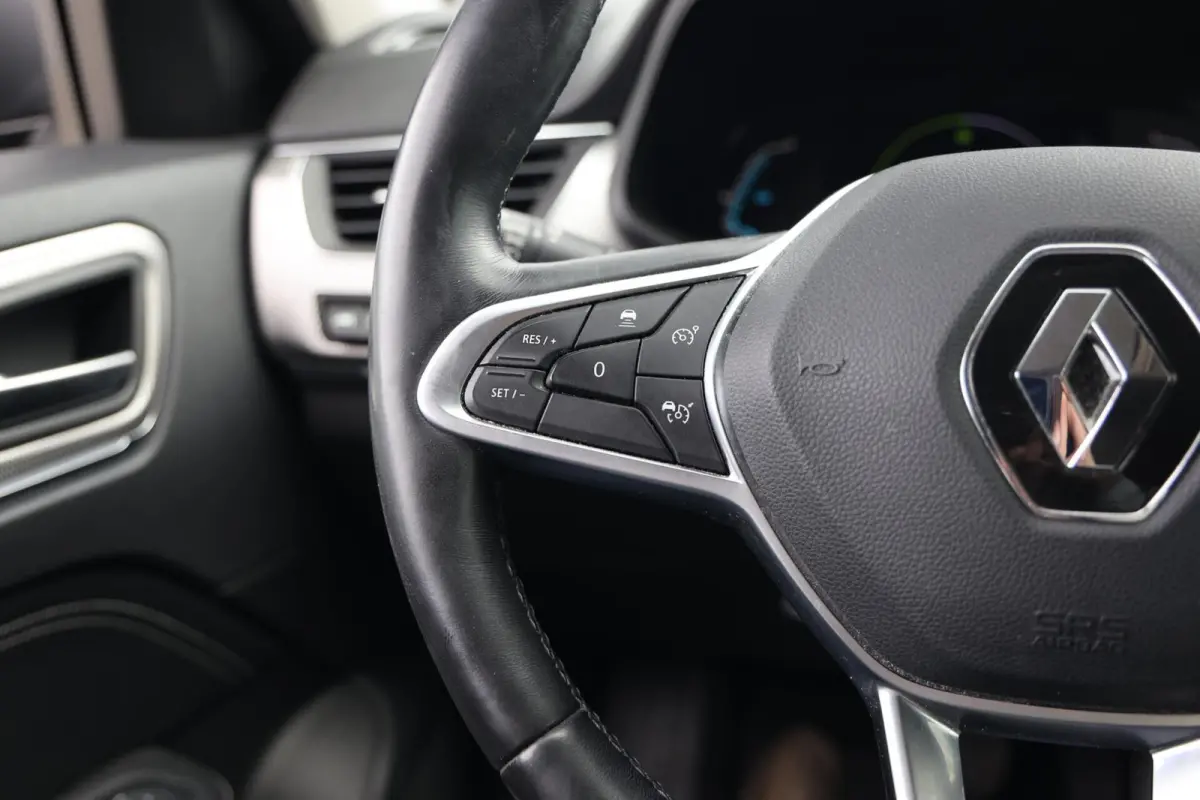 1.6 E-Tech Hybrid 145 Intens|Camera|Trekhaak|Apple carplay/Android auto|