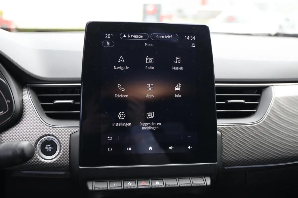 1.6 E-Tech Hybrid 145 Intens|Camera|Trekhaak|Apple carplay/Android auto|