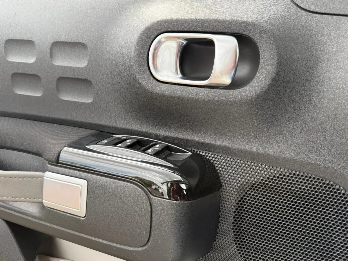 1.2 PureTech Airco Cruise MF Stuur Isofix Mp3 Led 2017 Perfecte Staat Eerste Eigenaar Historie Aanwezig incl 12 maanden garantie