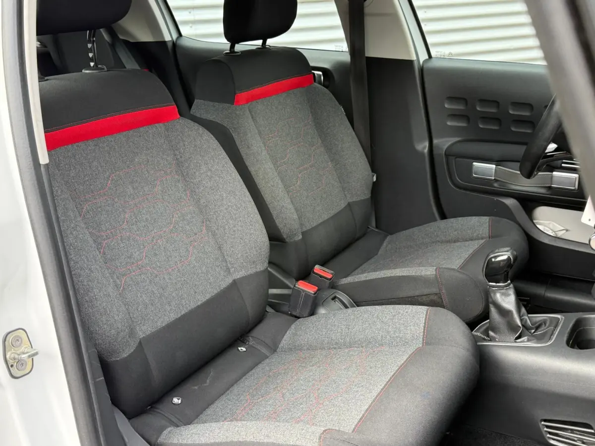 1.2 PureTech Airco Cruise MF Stuur Isofix Mp3 Led 2017 Perfecte Staat Eerste Eigenaar Historie Aanwezig incl 12 maanden garantie