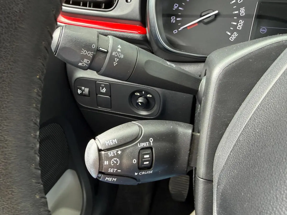 1.2 PureTech Airco Cruise MF Stuur Isofix Mp3 Led 2017 Perfecte Staat Eerste Eigenaar Historie Aanwezig incl 12 maanden garantie