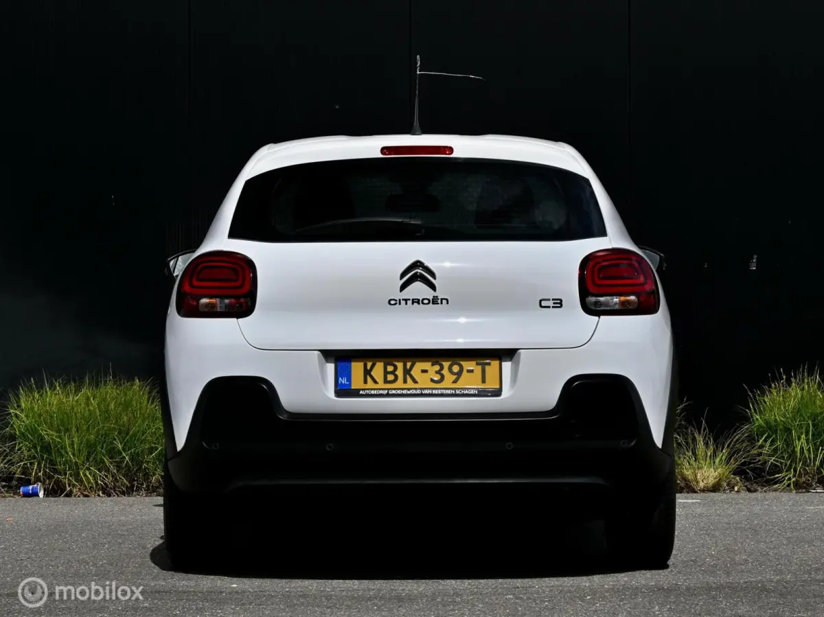 83 Feel | Navi | Parkeersensoren |