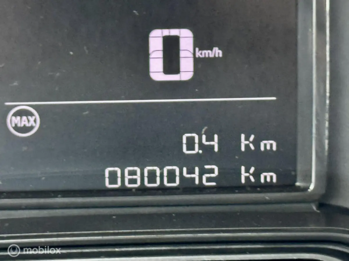 83 Feel | Navi | Parkeersensoren |