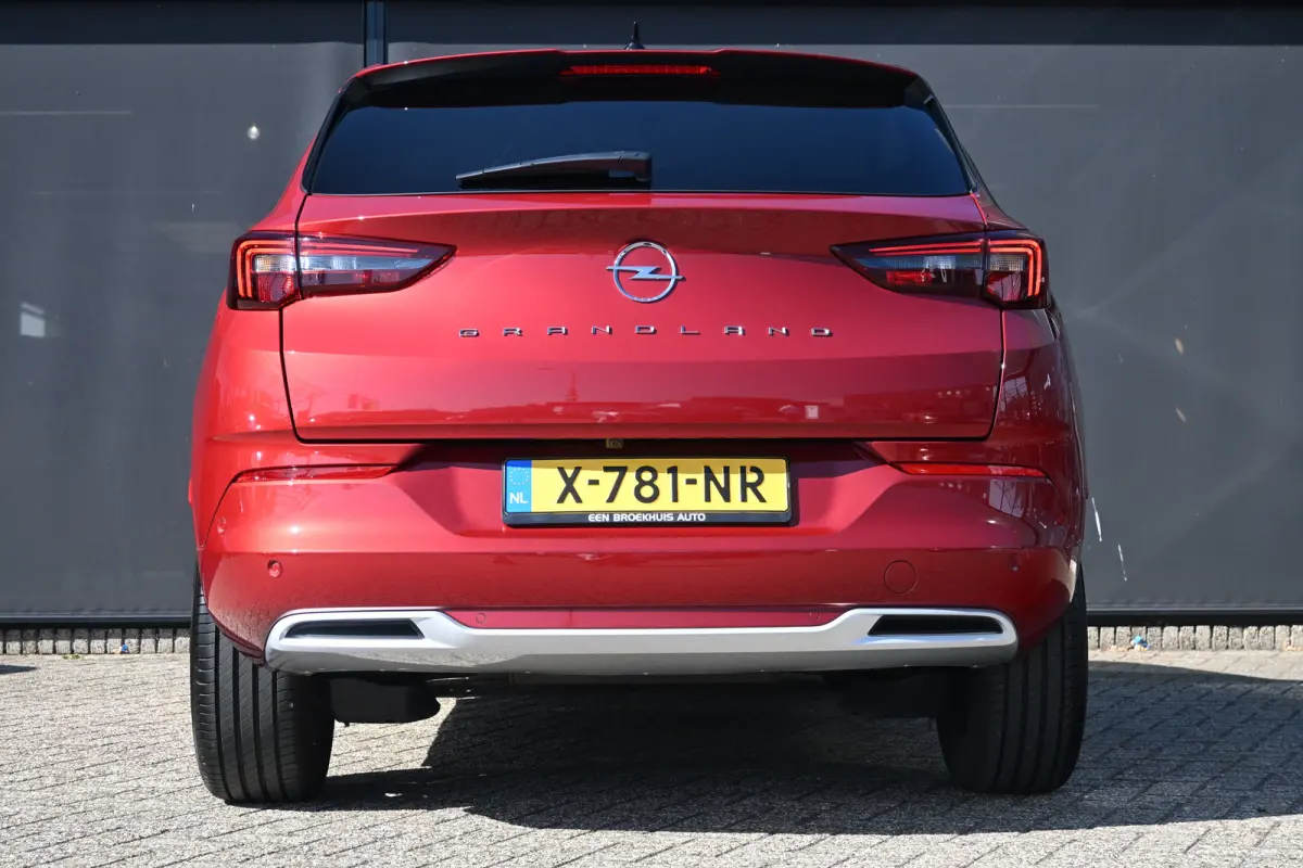 1.2 Turbo Business Elegance+ 130pk | Stuur/Stoelverwarming | AGR-Comfortstoelen | Navigatie | 360 Camera | Climate Control | Full-LED | !!!
