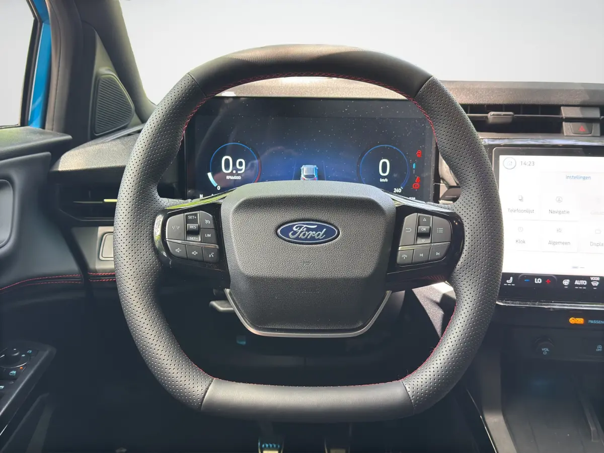 1.0 EcoBoost 125pk ST-Line | Winter Pack |  Comfort Pack |  Full- Led