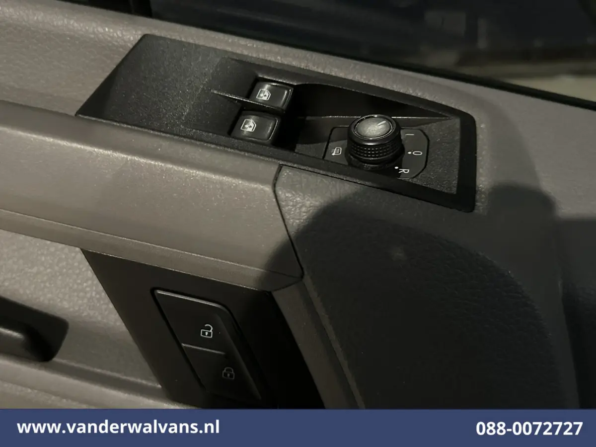 2.0 TDI L3H3 L2H2 Euro6 Airco | Apple Carplay | Android Auto | Parkeersensoren Bijrijdersbank