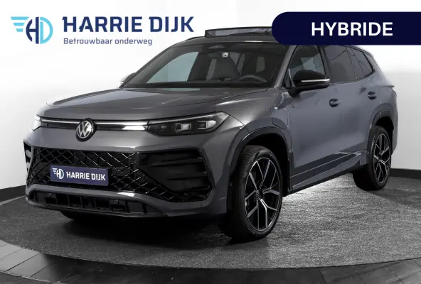 1.5 eHybrid 272 PK R-Line | Black Style Pakket | S/K-Panodak | Elek. Trekhaak | Dig. Cockpit | Adapt. Cruise | Stoel-+Stuurverw. | Camera | App. Connect | ECC | Elek. Klep | LM 20" | 5958