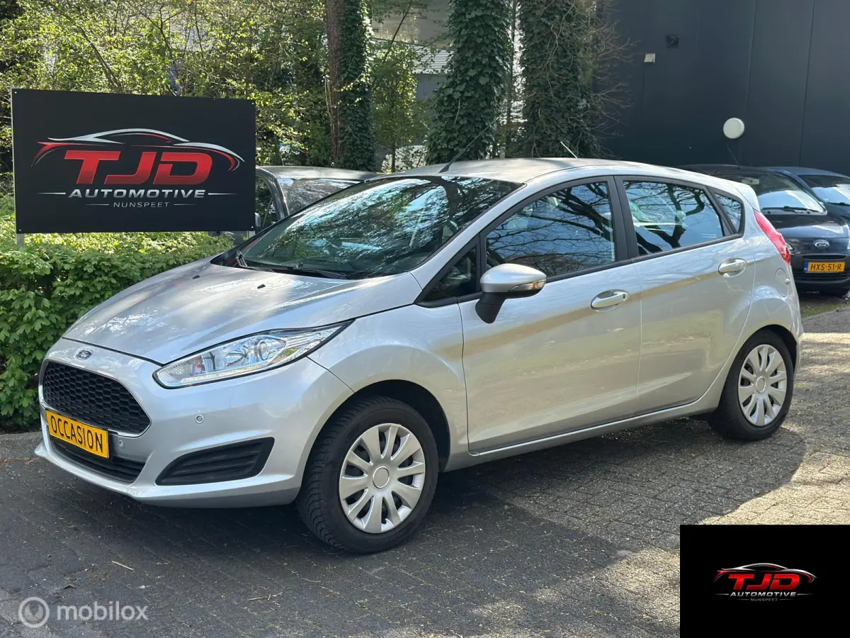 1.0 ecoboost pdc , NAVI, LED, AC