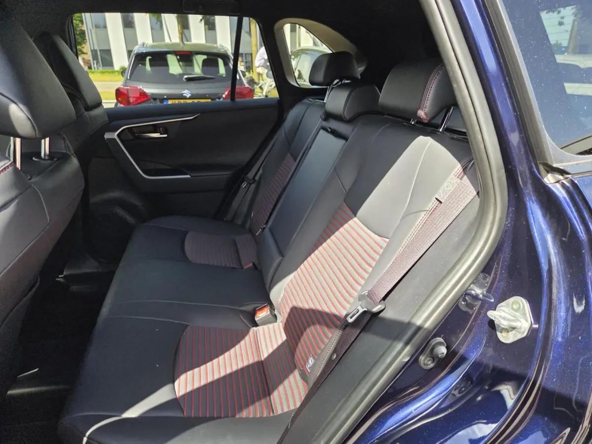 2.5 Plug-in Hybrid Style AWD|Trekhaak|Navi Full-Map|AllSeason banden||Model 2025!!!