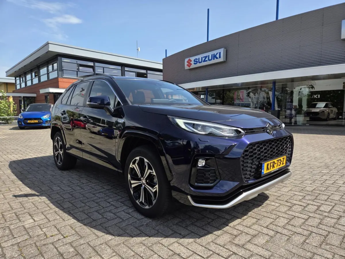 2.5 Plug-in Hybrid Style AWD|Trekhaak|Navi Full-Map|AllSeason banden||Model 2025!!!