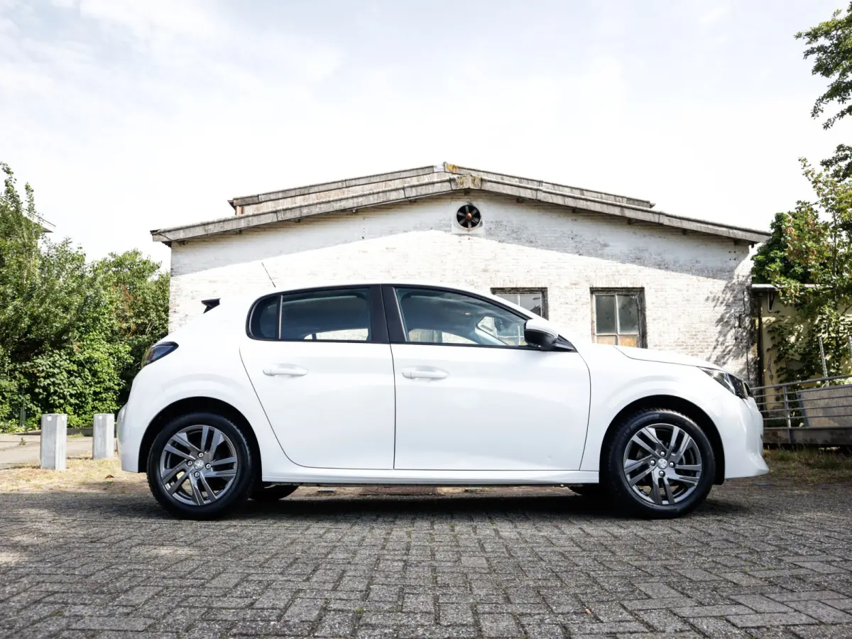 1.2 PureTech Blue Lease Active 1e-Eig. & Dealer-Onderh. BOVAG-Garantie. NL-Auto.