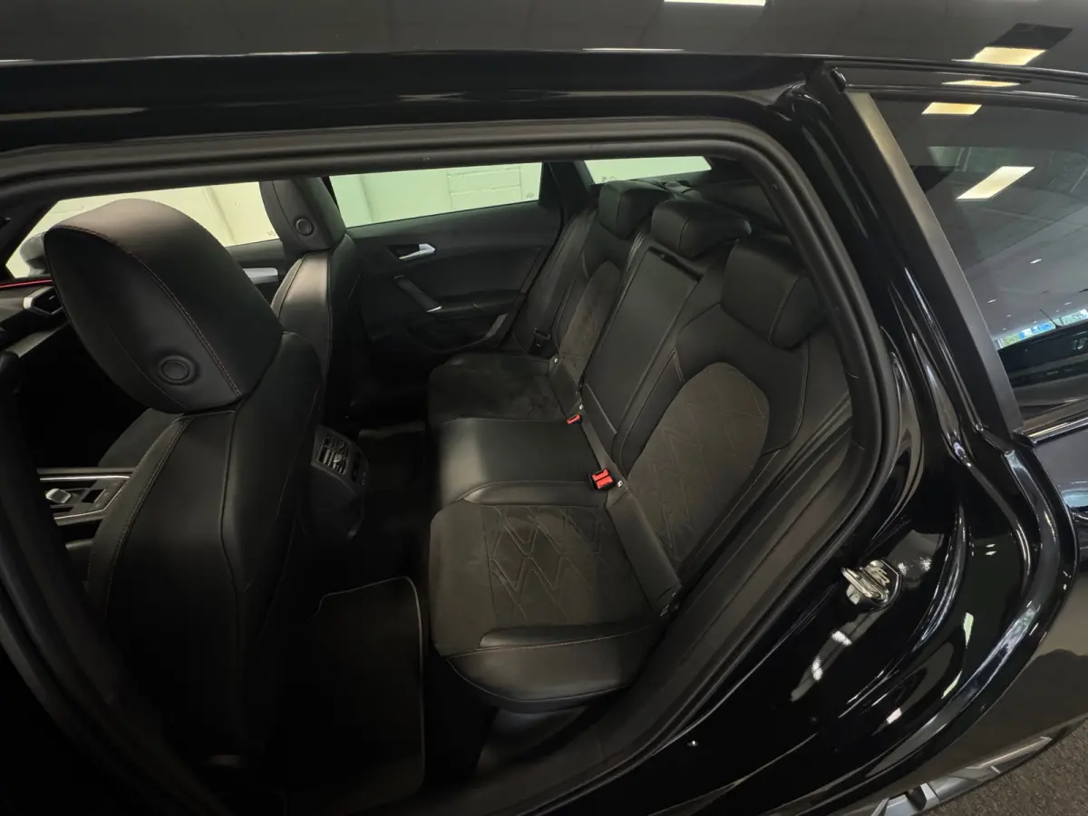 1.4 TSI eHybrid PHEV FR Business Intense