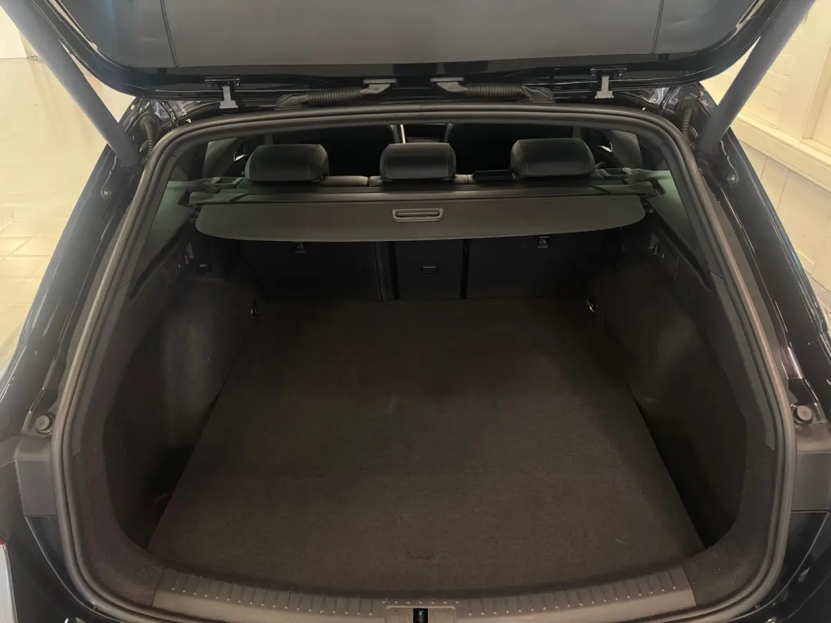 1.4 TSI eHybrid PHEV FR Business Intense