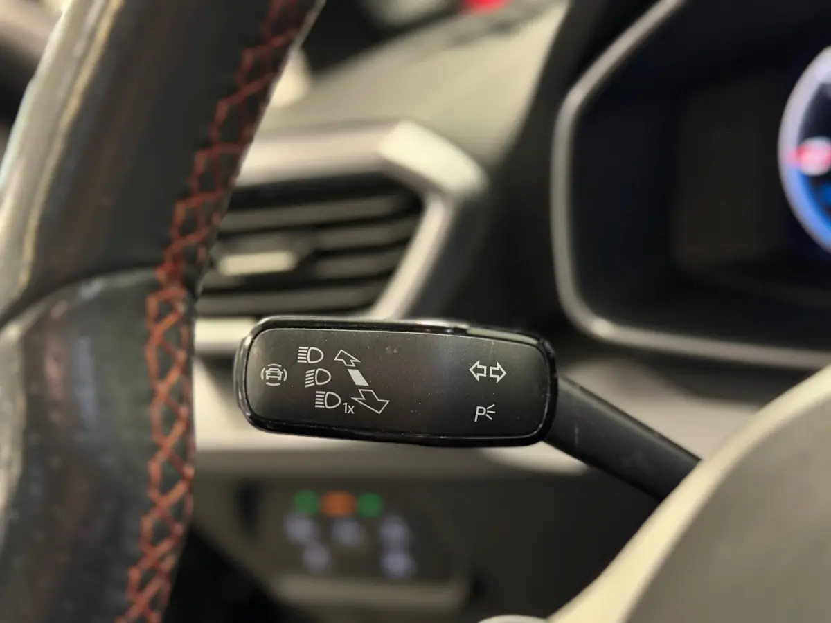 1.4 TSI eHybrid PHEV FR Business Intense