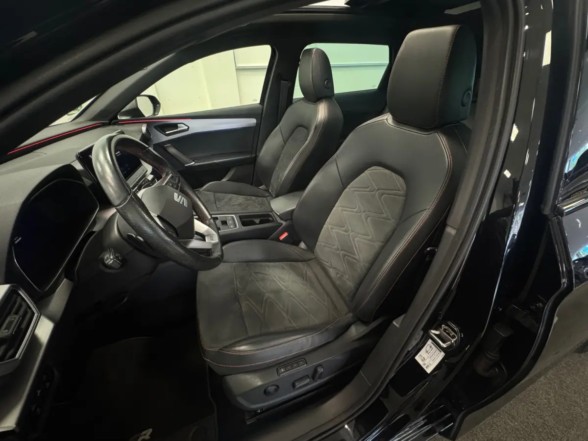 1.4 TSI eHybrid PHEV FR Business Intense