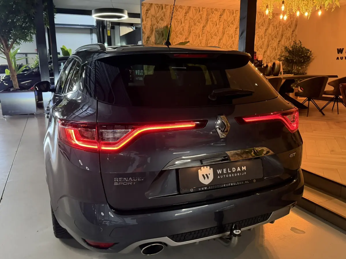 1.6 TCe GT 205pk|Automaat|Sport Kuipstoelen|Bose Audio|Trekhaak|Keyless|Digitale Cockpit|LED|Rijklaar